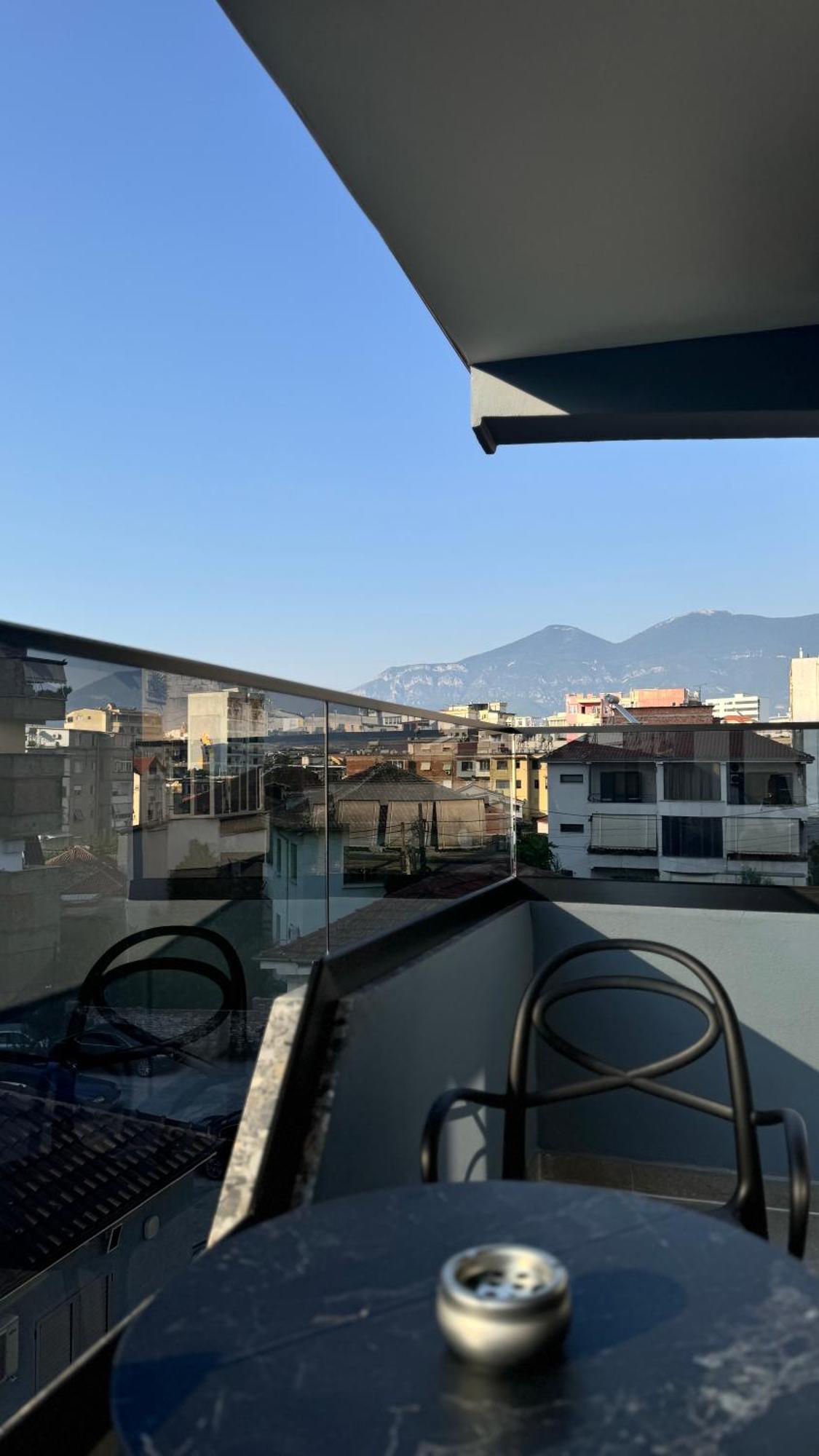Izi Boutique Apartment Tirana Exterior photo